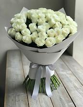 Букет 35 Белых роз в Левокумке