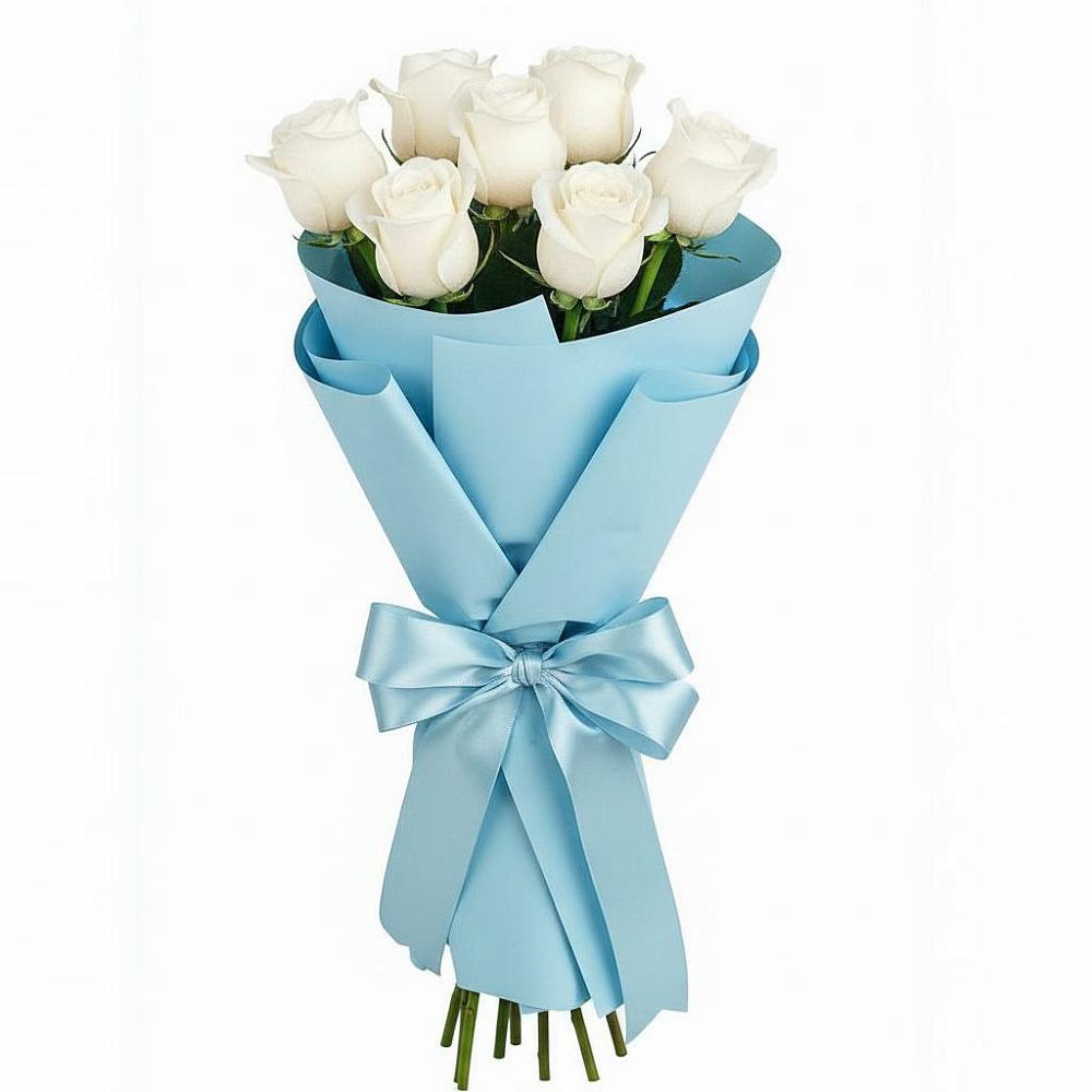 Букет 7 белых роз Проуд в Левокумке