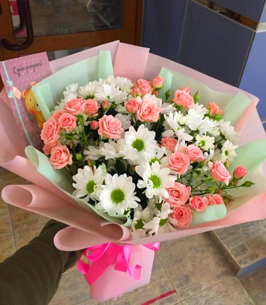 Букет цветов из: Розы и Хризантемы в Левокумке