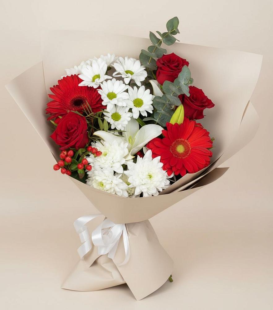 Букет цветов из: Розы, Хризантемы, Герберы и Лилии в Левокумке